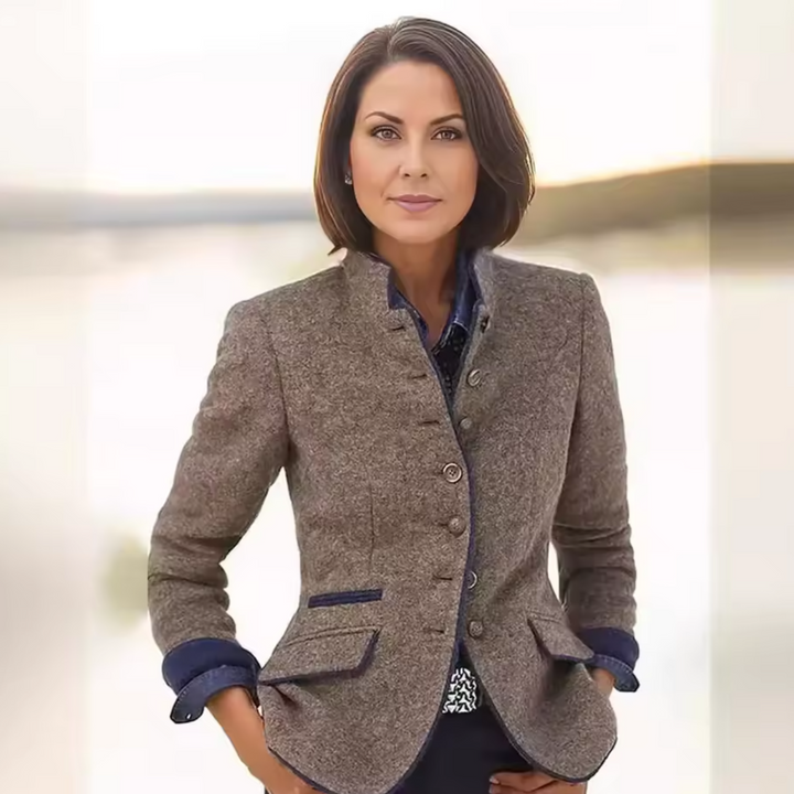 Mia - The Handcrafted Jacket