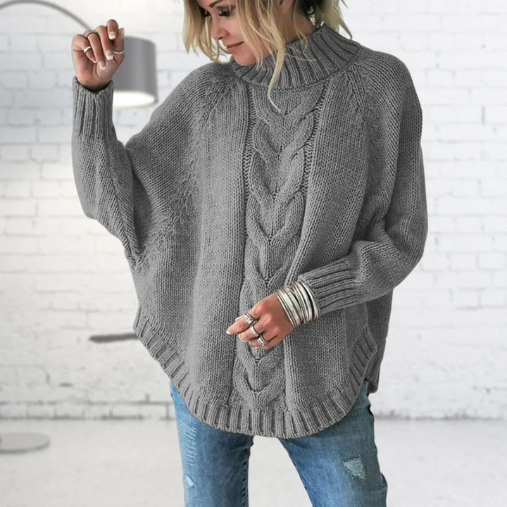 Betsy - Knitted Jumper with Cable Pattern