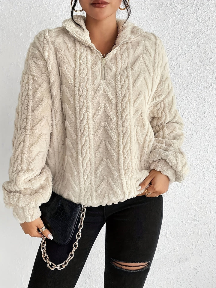 Amira - Fluffy Zip Sweater