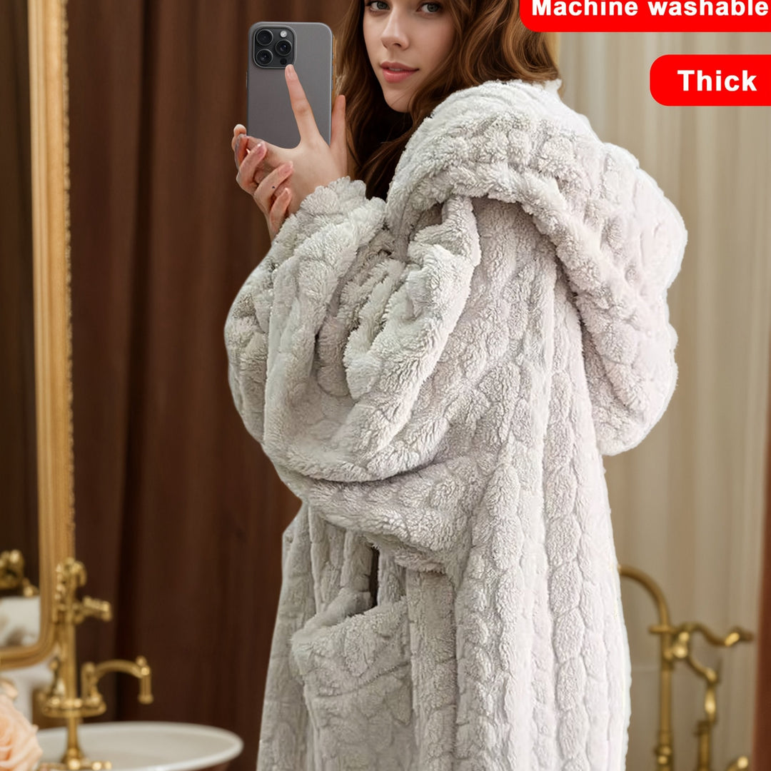 Maribel - Cozy Coral Fleece Hooded Robe