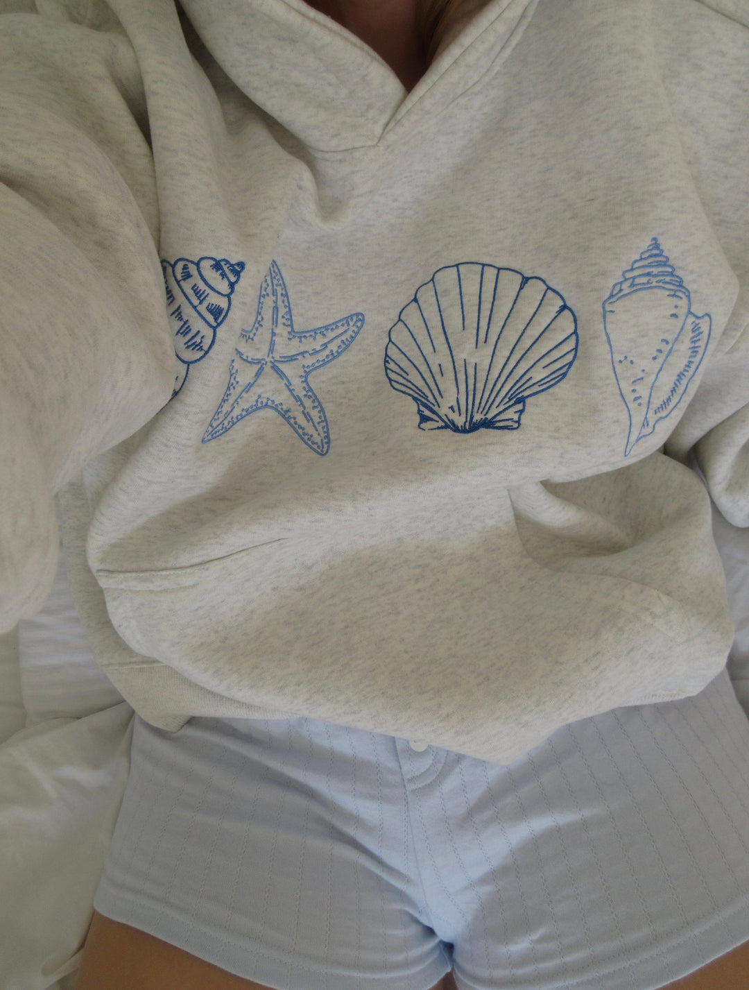 Viviana - Unisex Sweatshirt with Shells