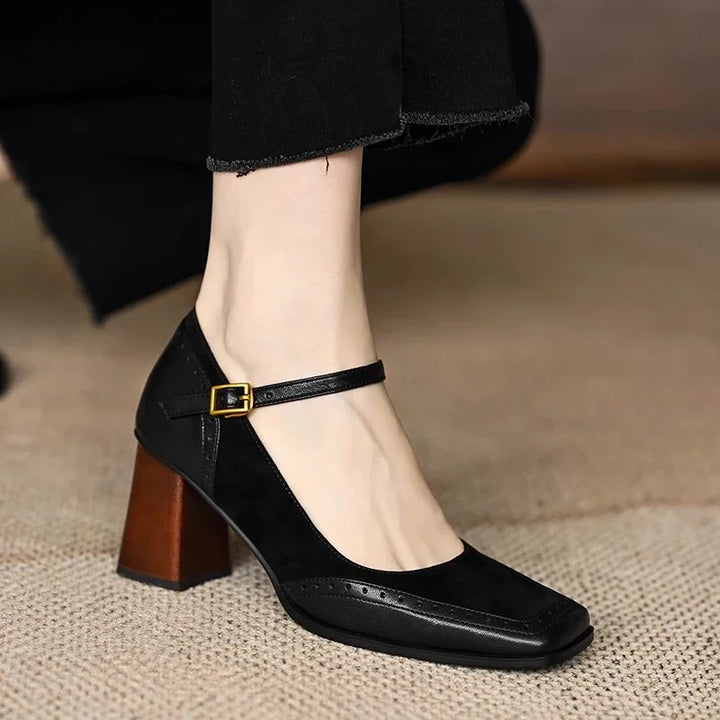 Esme - Classic Pumps