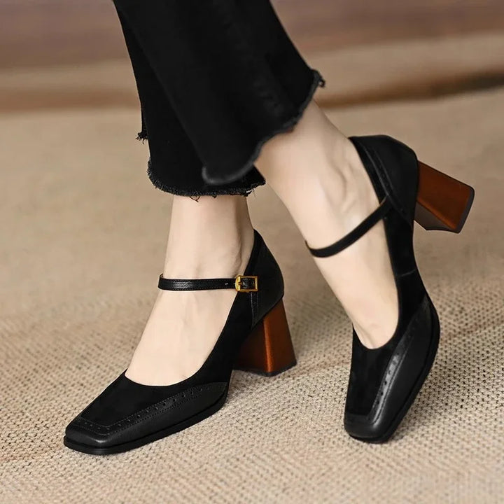 Esme - Classic Pumps