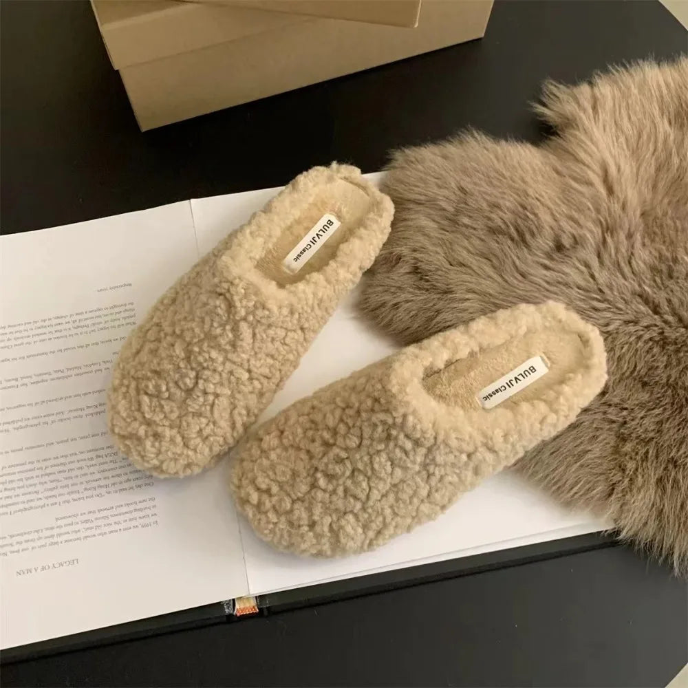 Zoe - Cozy Indoor Furry Slides