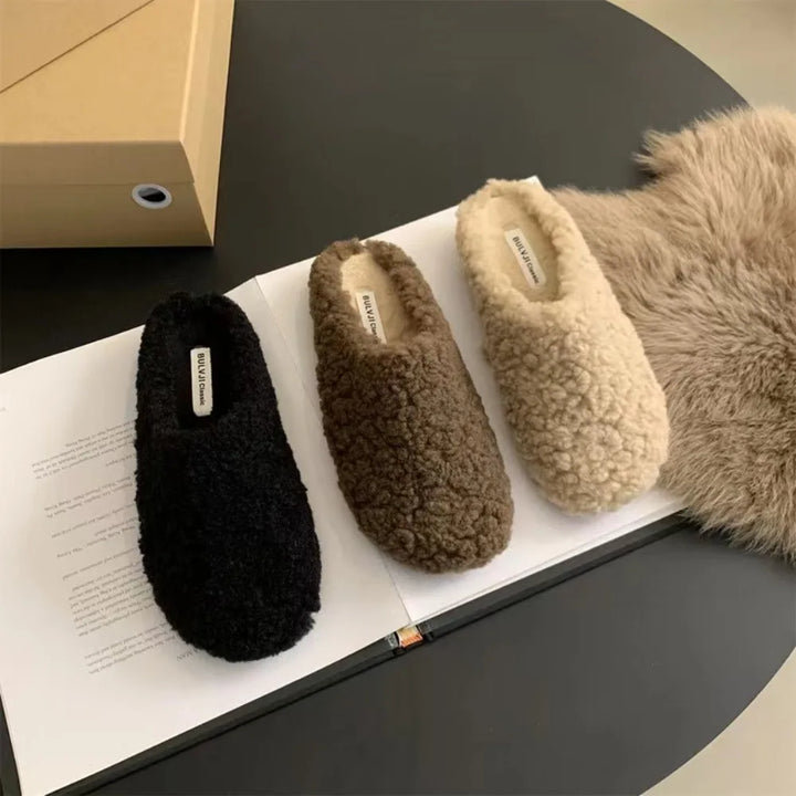 Zoe - Cozy Indoor Furry Slides