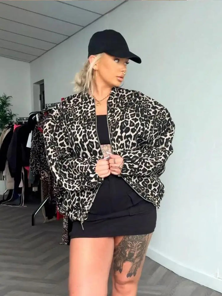 Daphne - Retro Long Sleeve Leopard Jacket