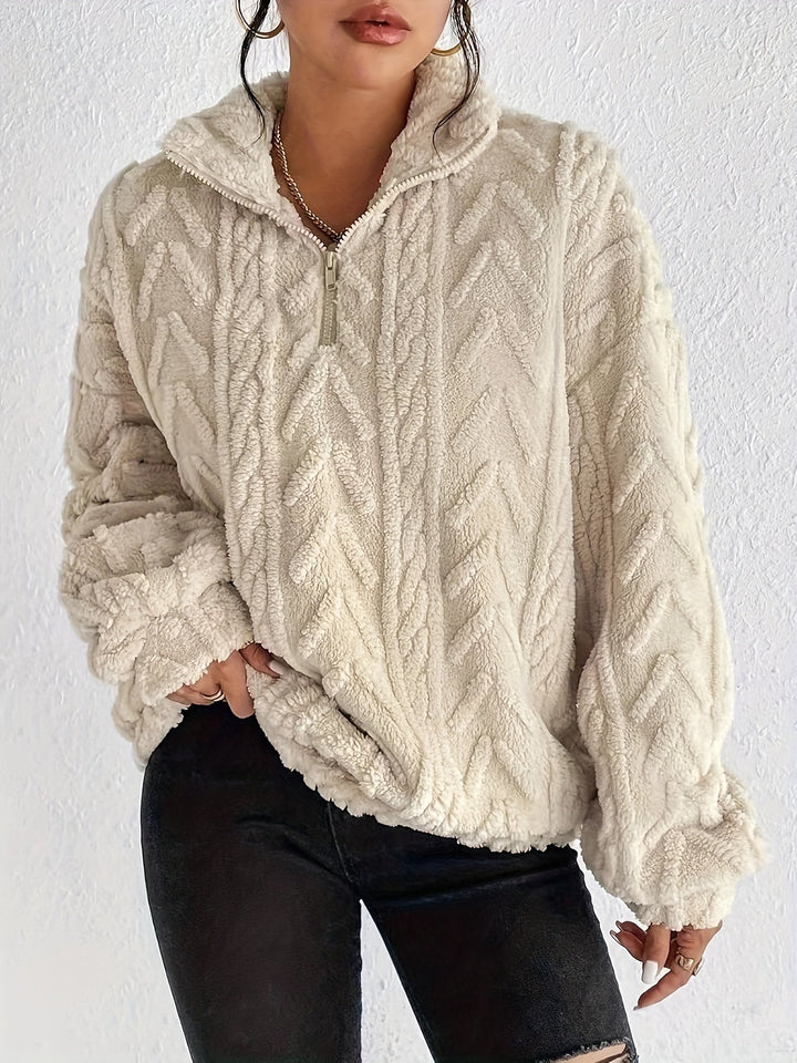 Amira - Fluffy Zip Sweater