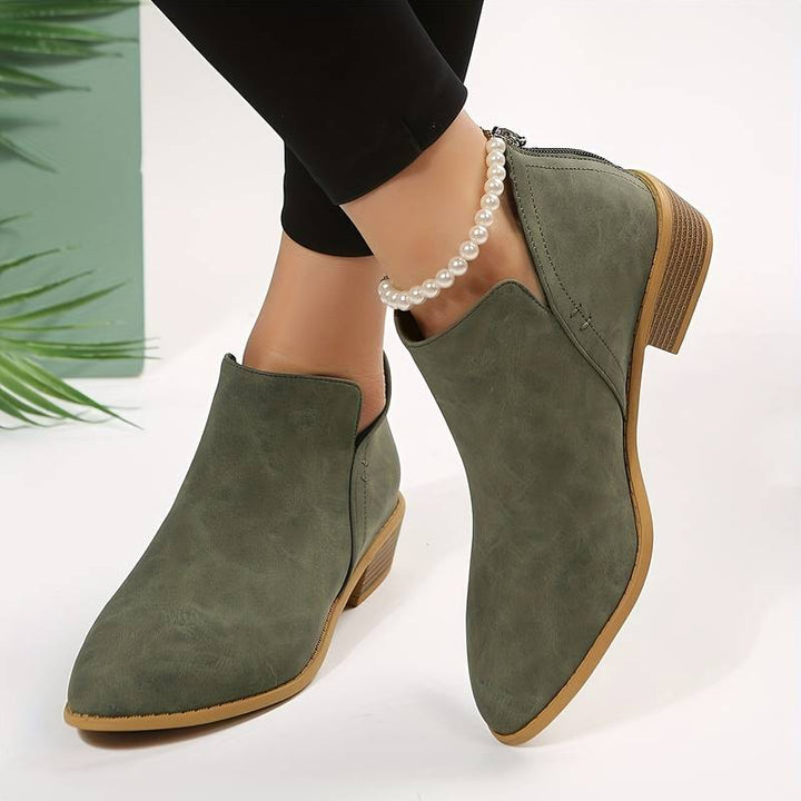 Uma - Elegant Women's Boots