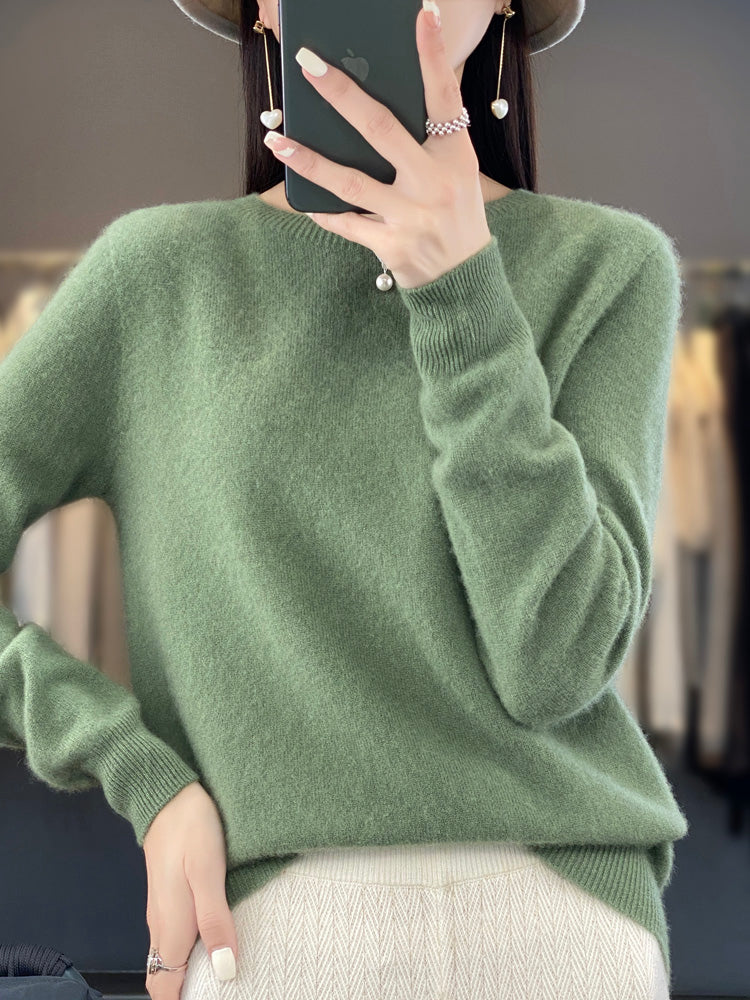 Helena - Warm Jumper for Cold Days