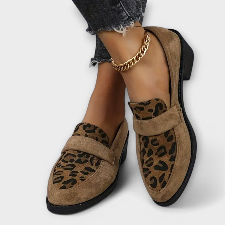 Naomi - Elegant women's shoes in leopard print