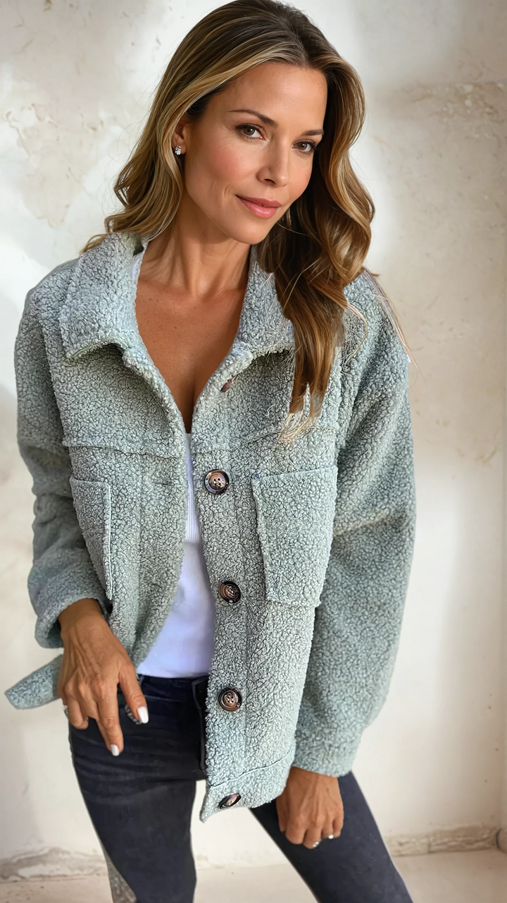 Isadora - Short Cozy Coat