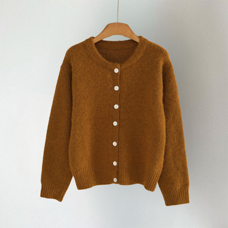 Estelle - Comfortable Cardigan