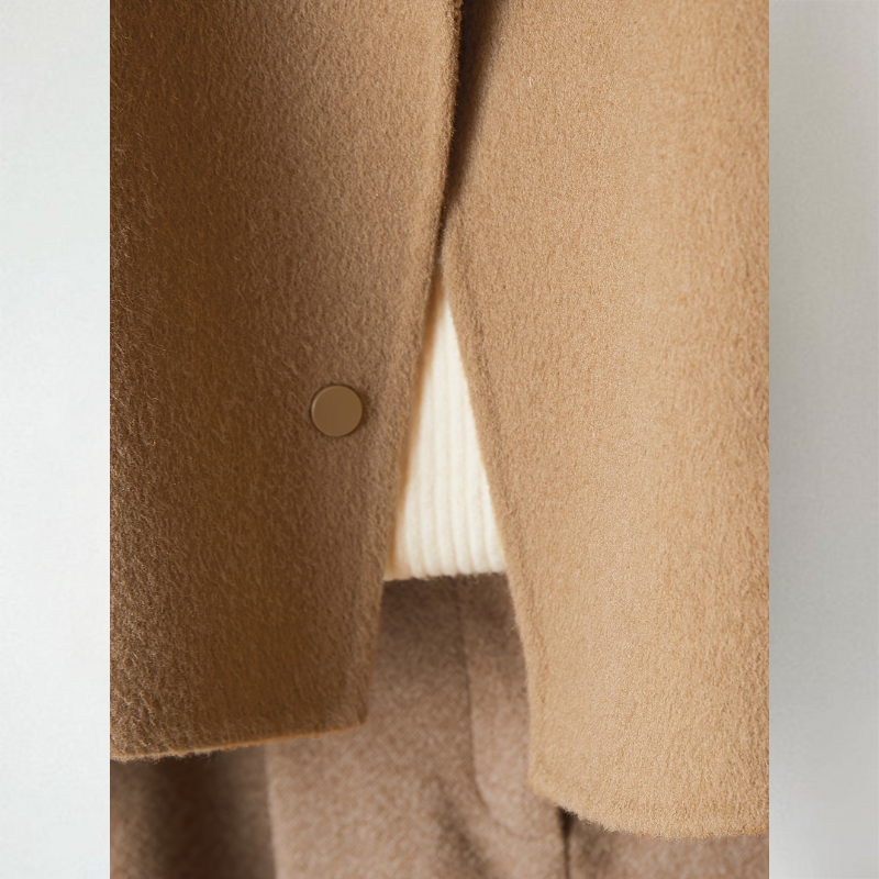 Karina - Elegant Cardigan