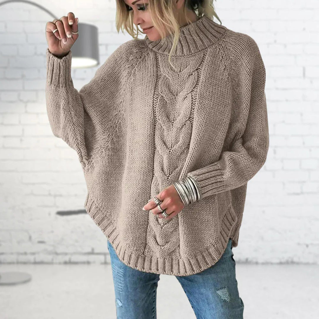 Betsy - Knitted Jumper with Cable Pattern