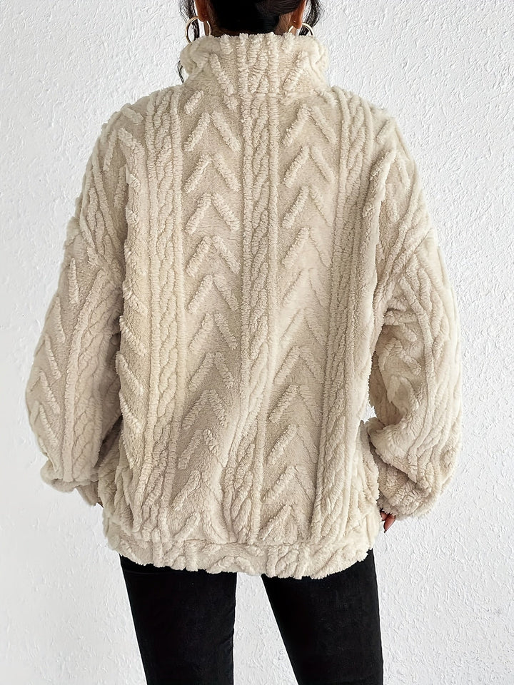 Amira - Fluffy Zip Sweater