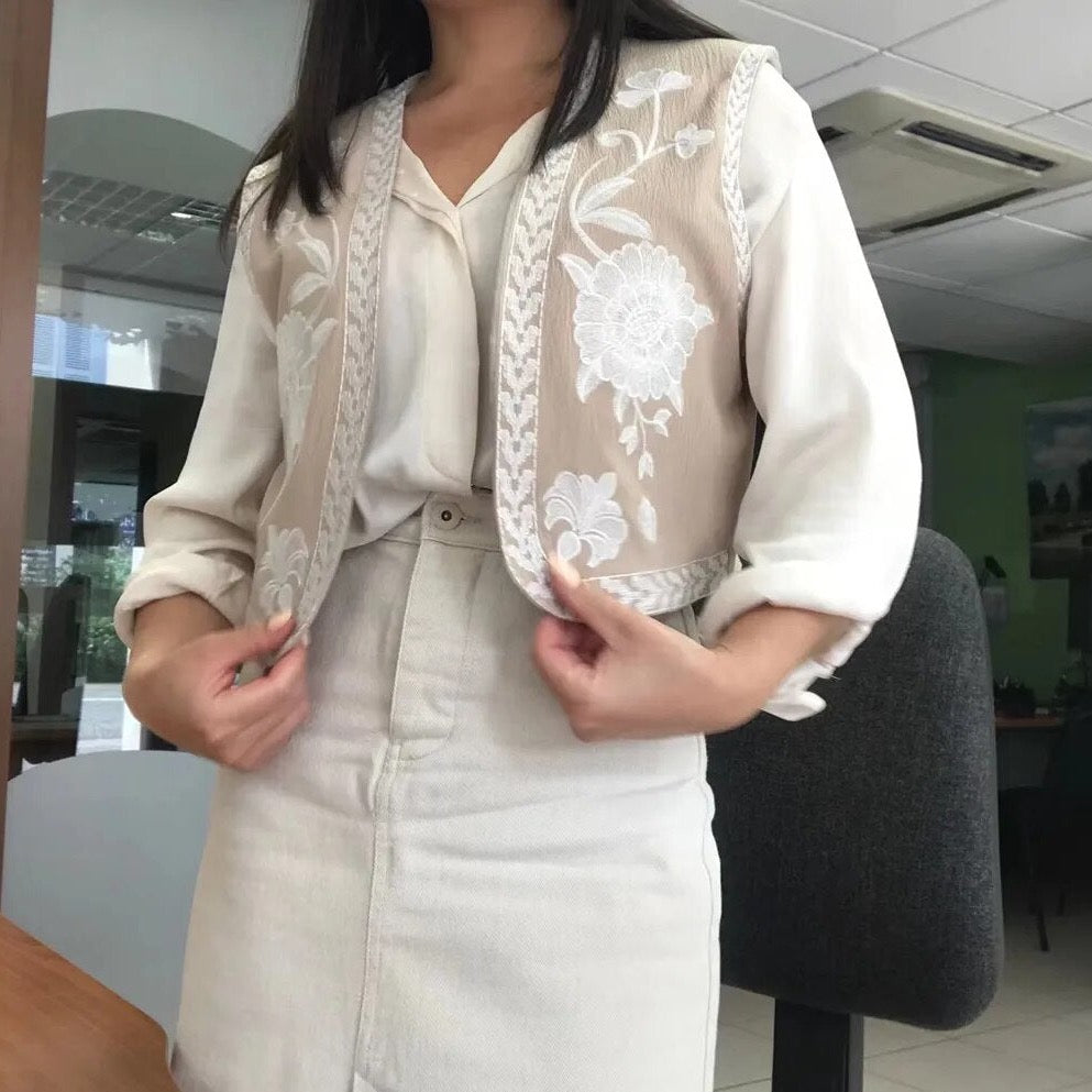 Amelia - Vintage Embroidered Boho Vest