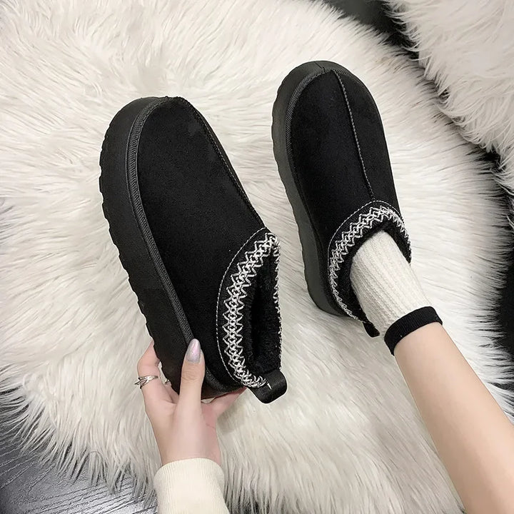 Elisa - The Cozy Winter Mule Slipper