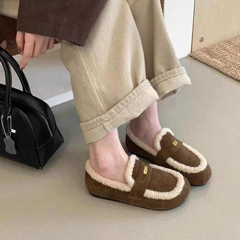 Iris - The Retro Fur-Lined Loafer