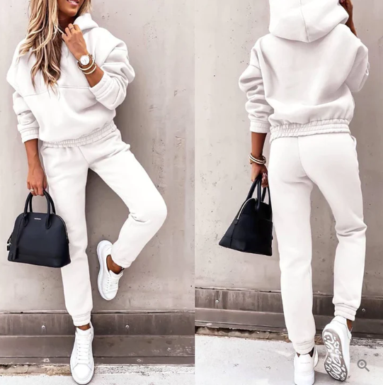 Vikki - Stylish Casual Relaxed Fit Tracksuit