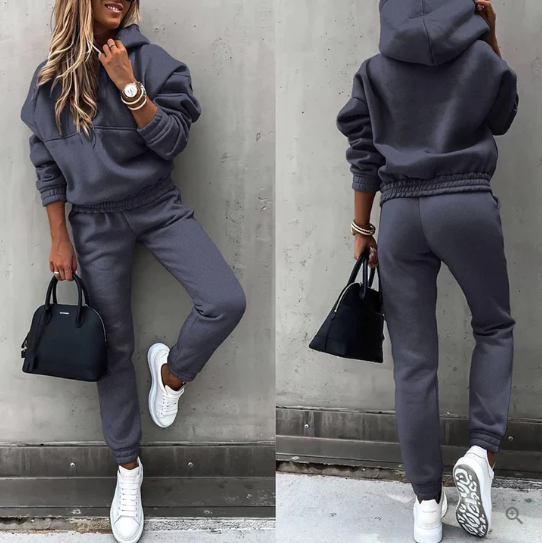 Vikki - Stylish Casual Relaxed Fit Tracksuit