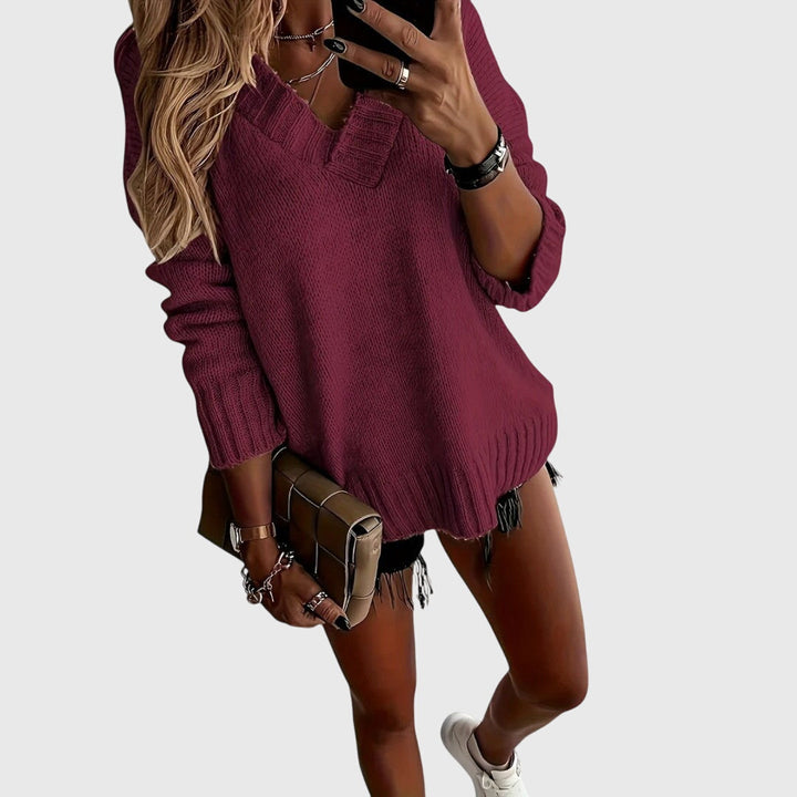 Carys - V-Neck Knitted Sweater