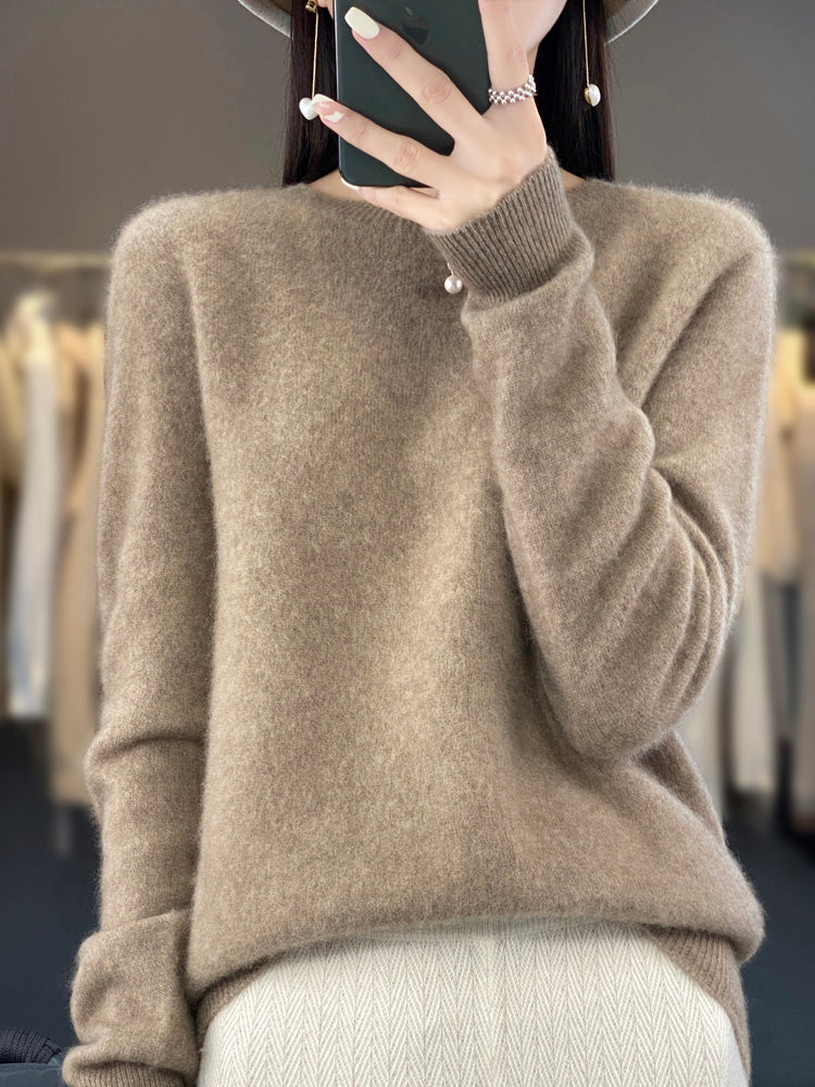 Helena - Warm Jumper for Cold Days
