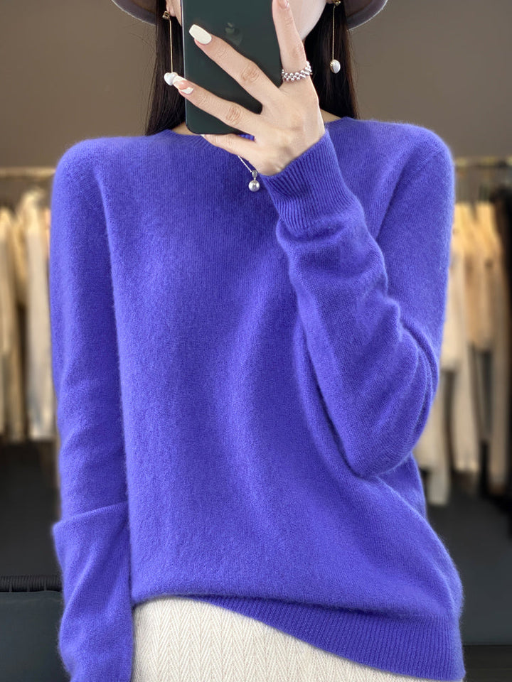 Helena - Warm Jumper for Cold Days