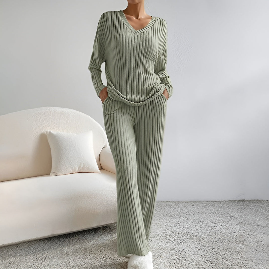 Wilma - Knitted Ensemble