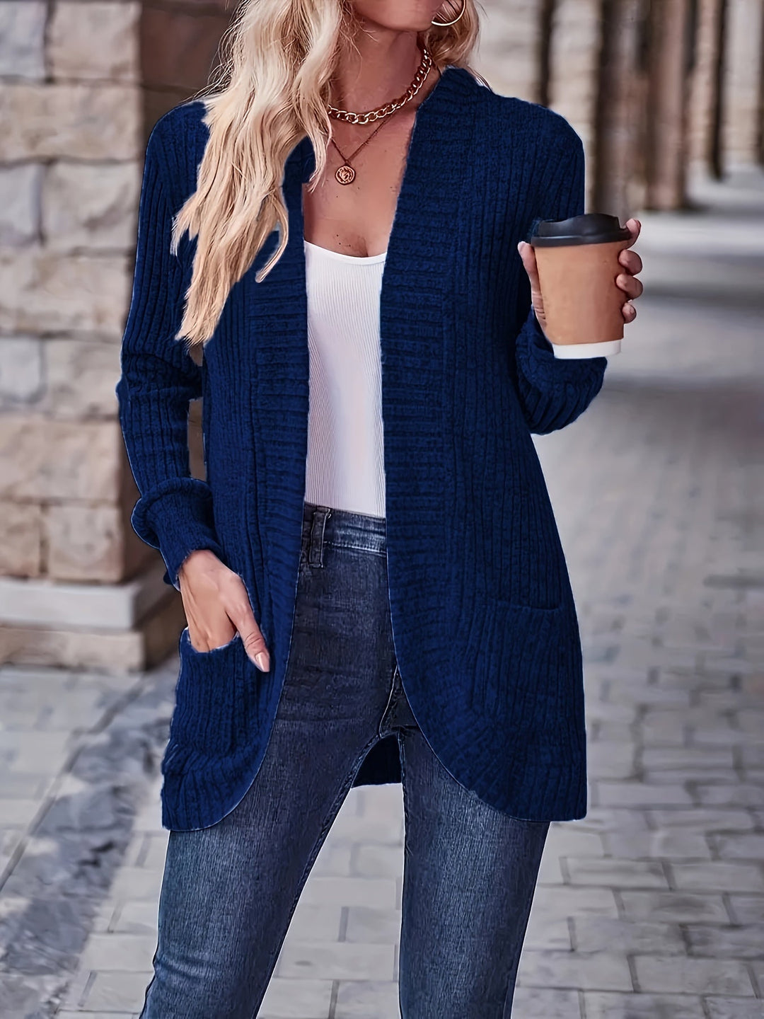 Winnie - Elegant Cardigan