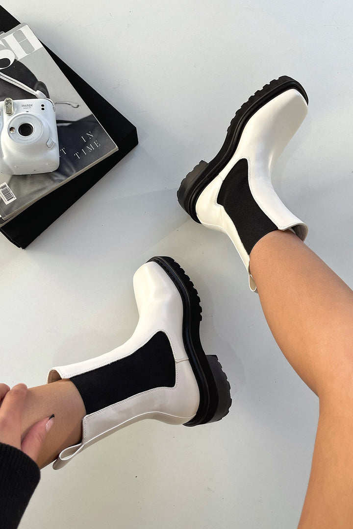 Juliette - Two-Tone Ankle Boots