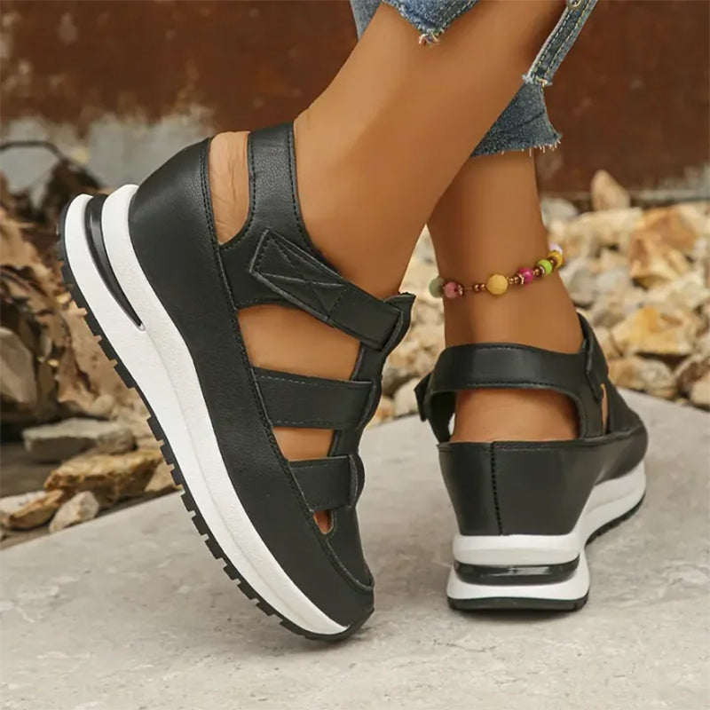 Bonnie - Closed-Toe Sneaker Sandals